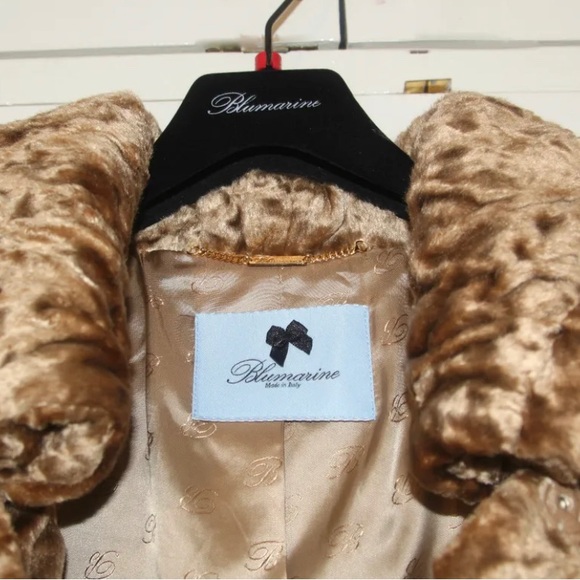 Blumarine beautiful statement coat! Authentic! Worn once. Like new condition. - Picture 5 of 8